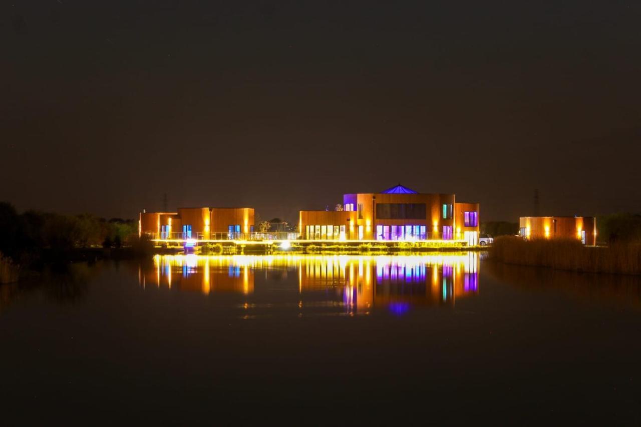 Lakeside Fishing Lodges Boston Exterior foto